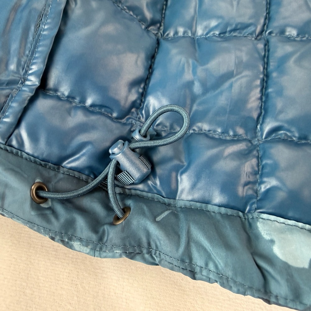 The North Face Womens Printed Themoball Eco Hooded Jacket Sz M Blue Camo Quilted - Picture 12 of 16